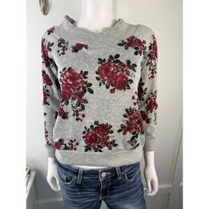 Beautiful Womens Sweater Size S/M